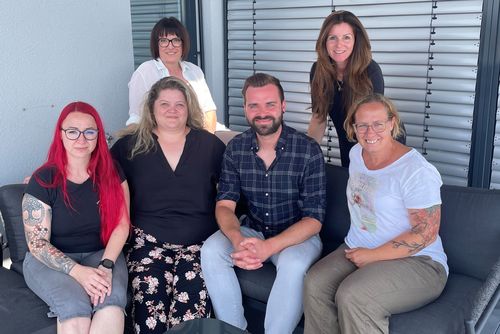 Gruppenbild von 6 Personen