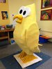 Noch steht die Eule aus Pappmaché im Atelier der Kunsttherapie. Am Abend des 22. Juni soll sie als Wunsch-Vogel dorthin fliegen, wo sie ältere Patienten daran erinnert, dass JEDER Mensch Wünsche hat...
